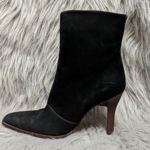 Tod's Black Suede Pointed Heel Ankle Boots with Brown Heel